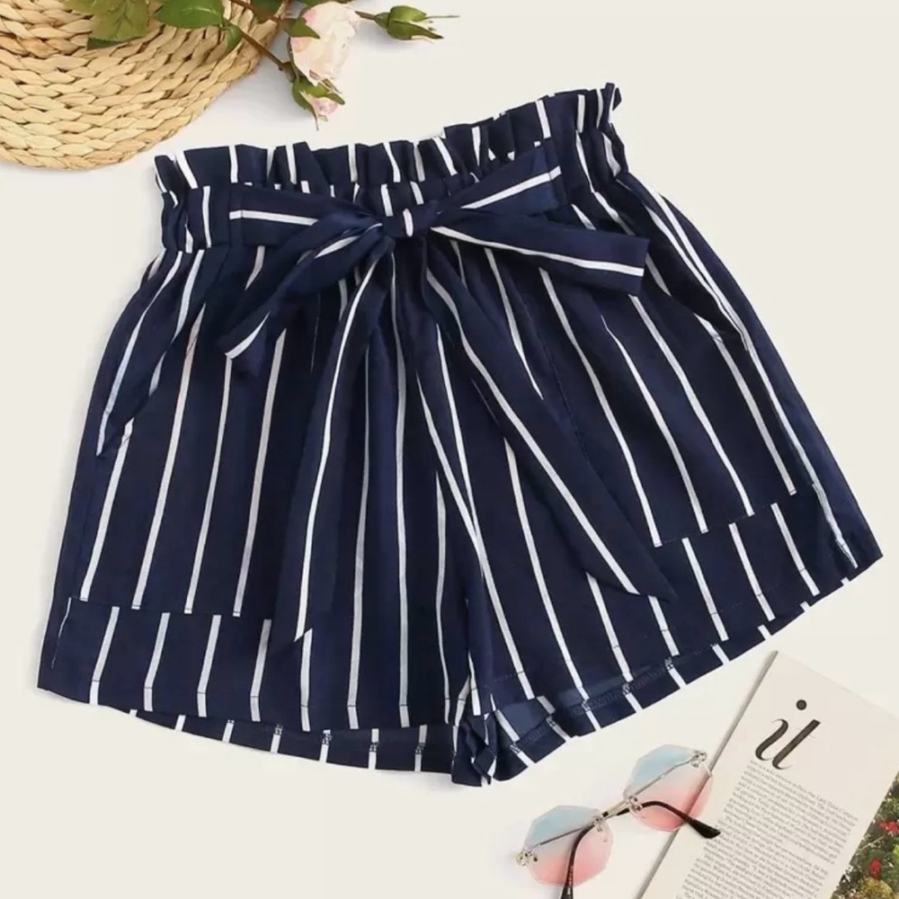 SHEIN High Waist Striped Shorts with Tie Belt Small